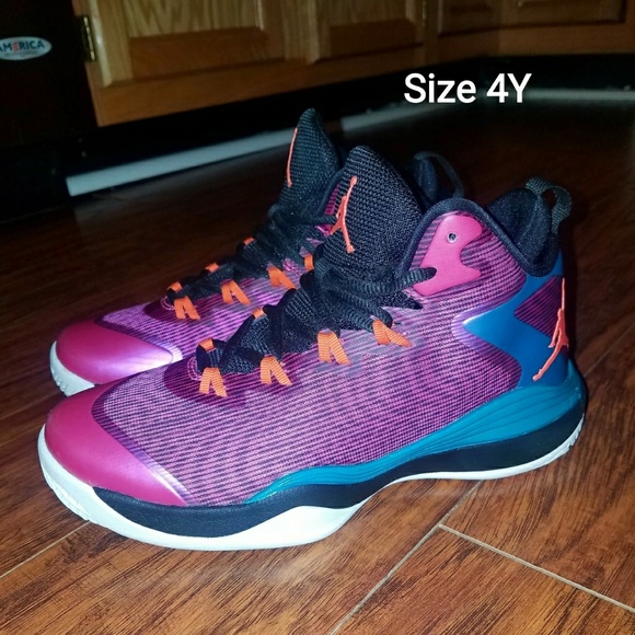 SOLD - Picture 1 of 6